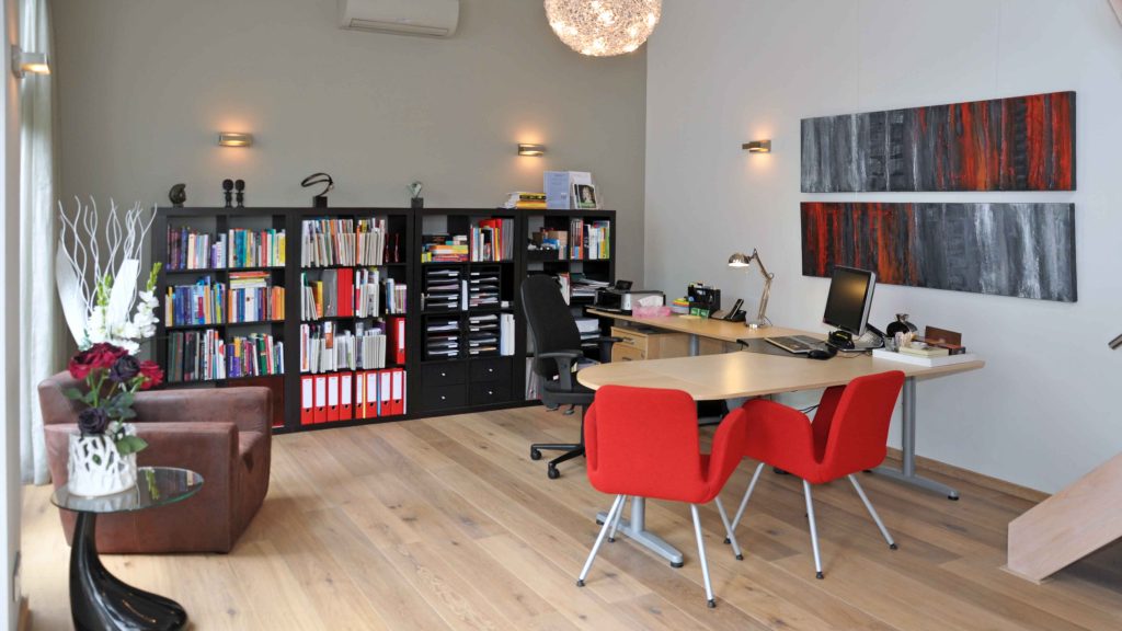 Conception de bureau et d'agence pour profession libérale ; vue espace bureau - PK intérieur, architecte d'intérieur