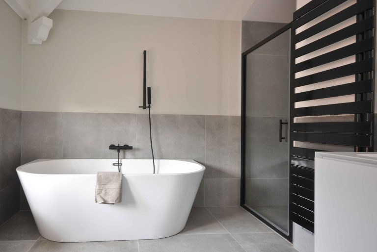 Rénovation et aménagement de maison de 200m2 au Mont d'Or à Lyon, vue salle de bain - PK intérieur, architecte d'intérieur