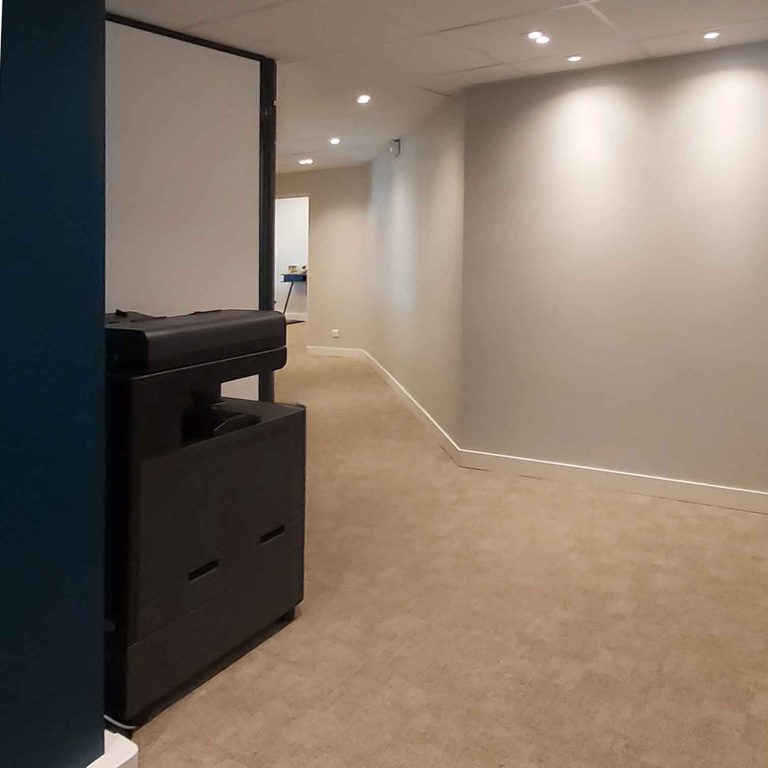 Aménagement et agencement de cabinet d'avocats à Lyon ; vue reprographie et dégagement - PK intérieur, architecte d'intérieur